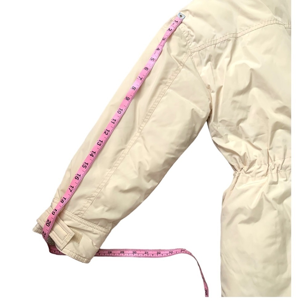 Abercrombie & Fitch Air Cloud Mid Puffer in Cream. Size Small. Like New. - Picture 9 of 10